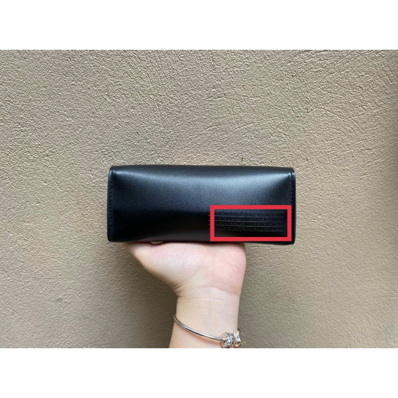 Kính râm Shein, dáng tuyệt đẹp, hàng chuẩn auth, fullbox đầy đủ hộp da đựng kính và khăn lau