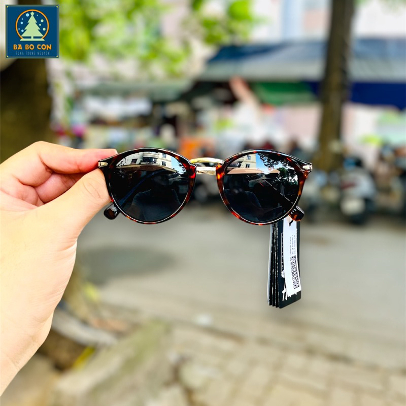 Kính phân cực HM UK gọng đồi mồi tuyệt đẹp, đầy đủ bill mua hàng