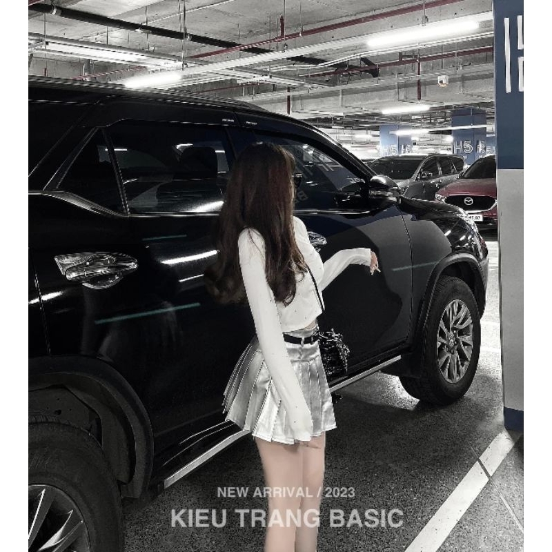 Áo thun croptop đính đá hàng QCL1