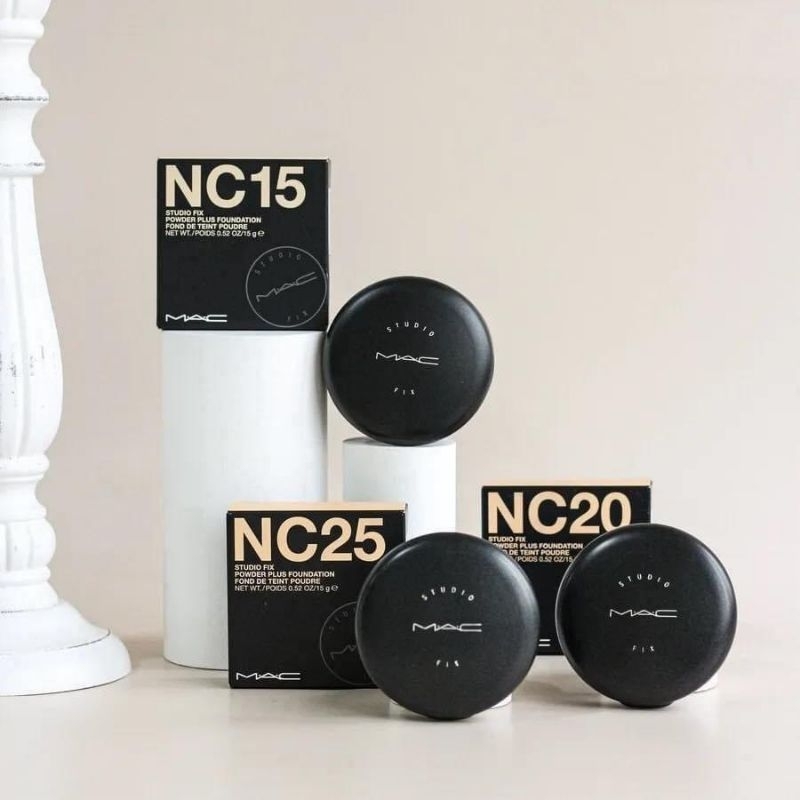 Phấn Phủ MAC NC Mỏng Mịn Studio Fix Powder Plus Foundation