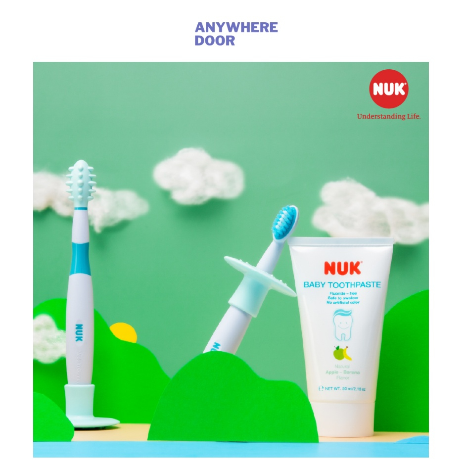 Bàn chải đánh răng Nuk cho bé từ 12 tháng