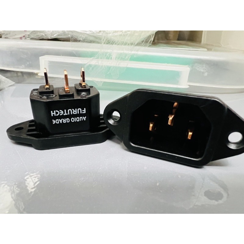 Jack nguồn audio furutech