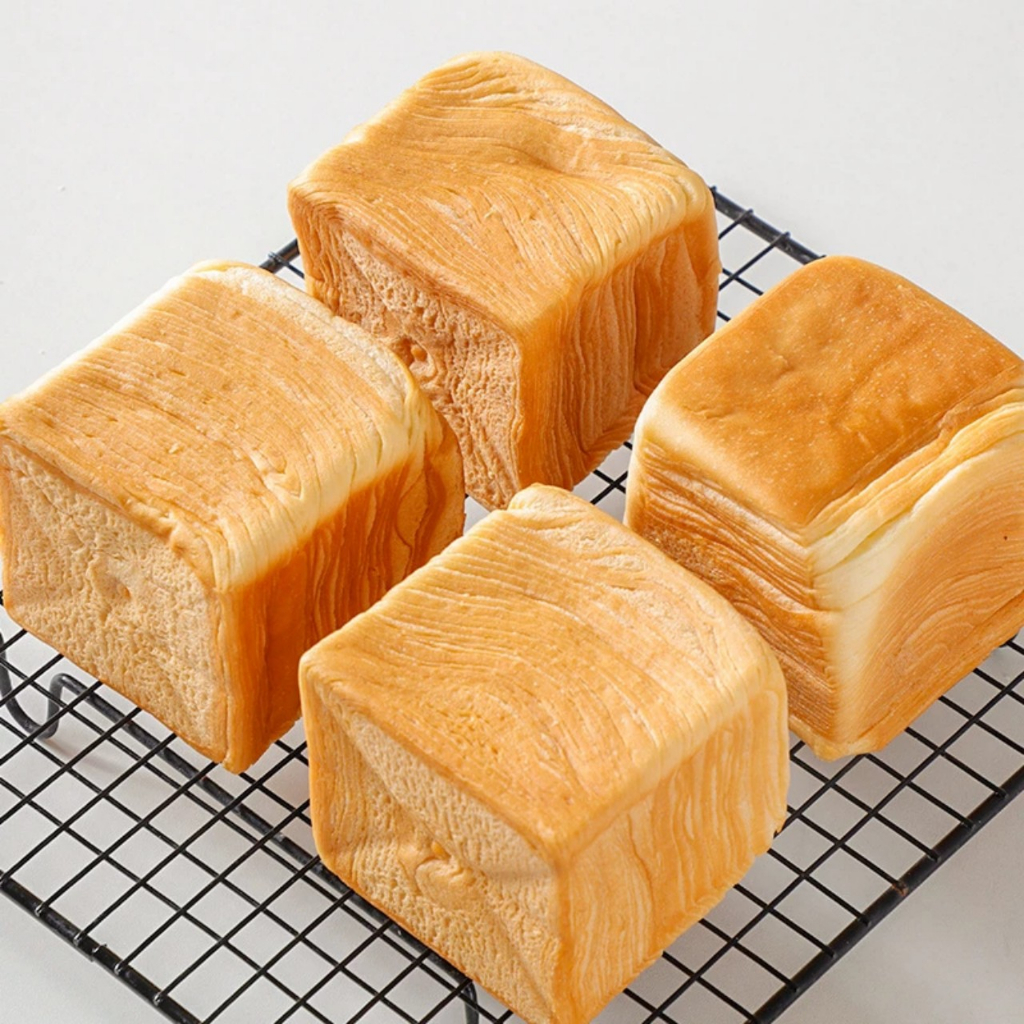 Bánh mì ngàn lớp bơ sữa Bear love mềm mịn, thơm mùi bơ sữa DMN House, bánh sandwich ngàn lớp bơ sữa