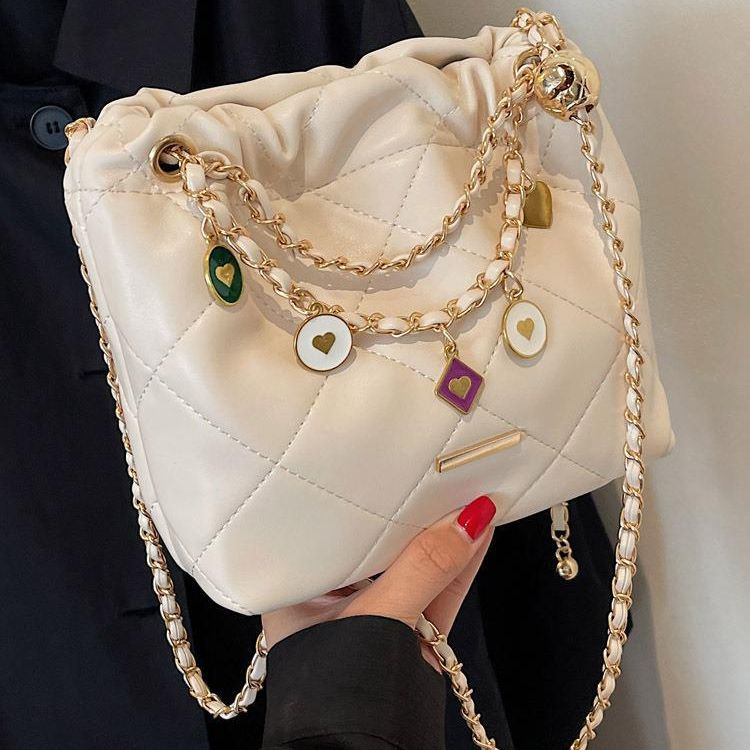 Túi Xách Đeo Chéo Nữ MINGA Da PU Mềm Dây Rút Quai Da Phối Chuông Sticker Trang Trí Đáng Yêu Phong Cách Cá Tính 2685 Y-19