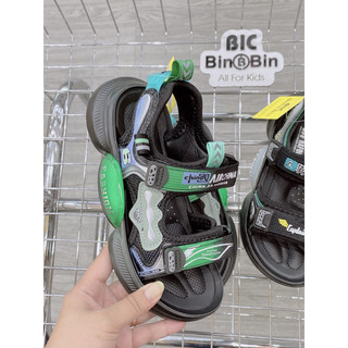 Sandal bé trai