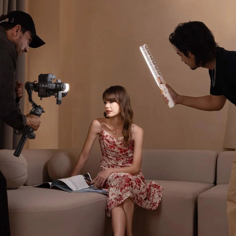 Đèn Led Zhiyun Fiveray V60, Mới 100%