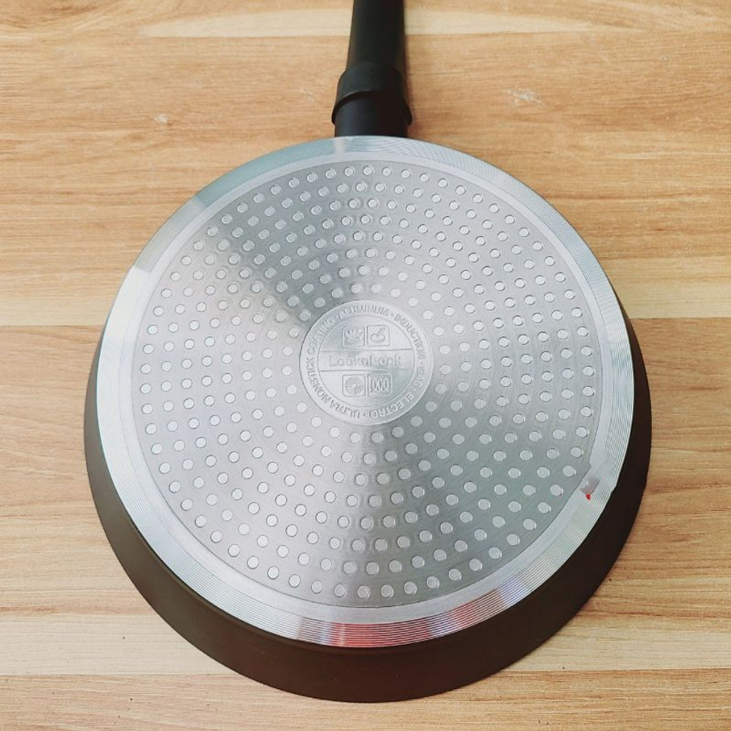 Chảo Chống Dính LocknLock LSD2243 màu trắng ngà và xám  - Hàng chính hãng