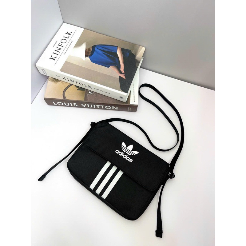 Túi adidas đeo chéo unisex