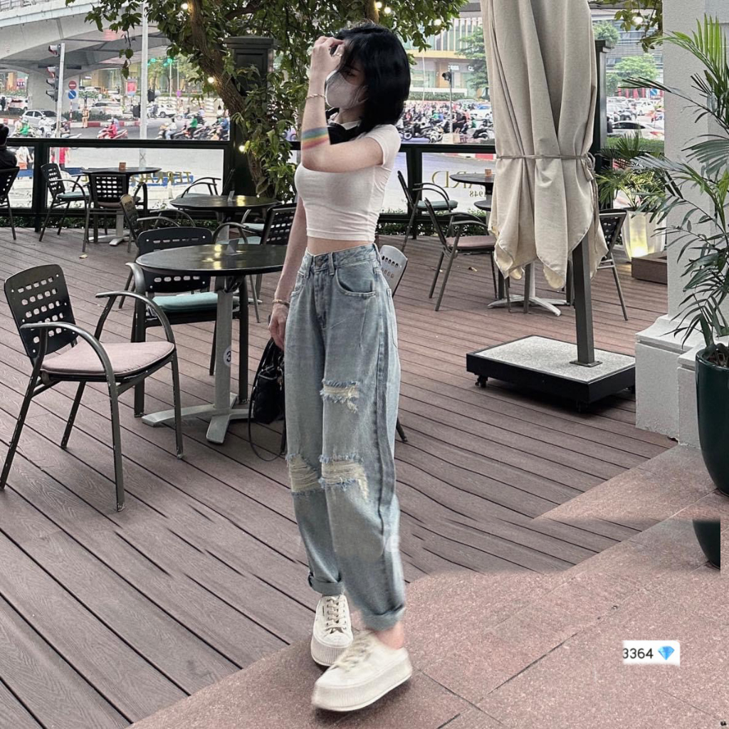 QUẦN BAGGY JEANS NỮ LƯNG CAO RÁCH 2 MẢNG ĐÙI TRÁI 1 MẢNG GỐI PHẢI XANH NHẠT LAI CUỐN SIÊU NGẦU BÁ CHÁY ĐỈNH CAO
