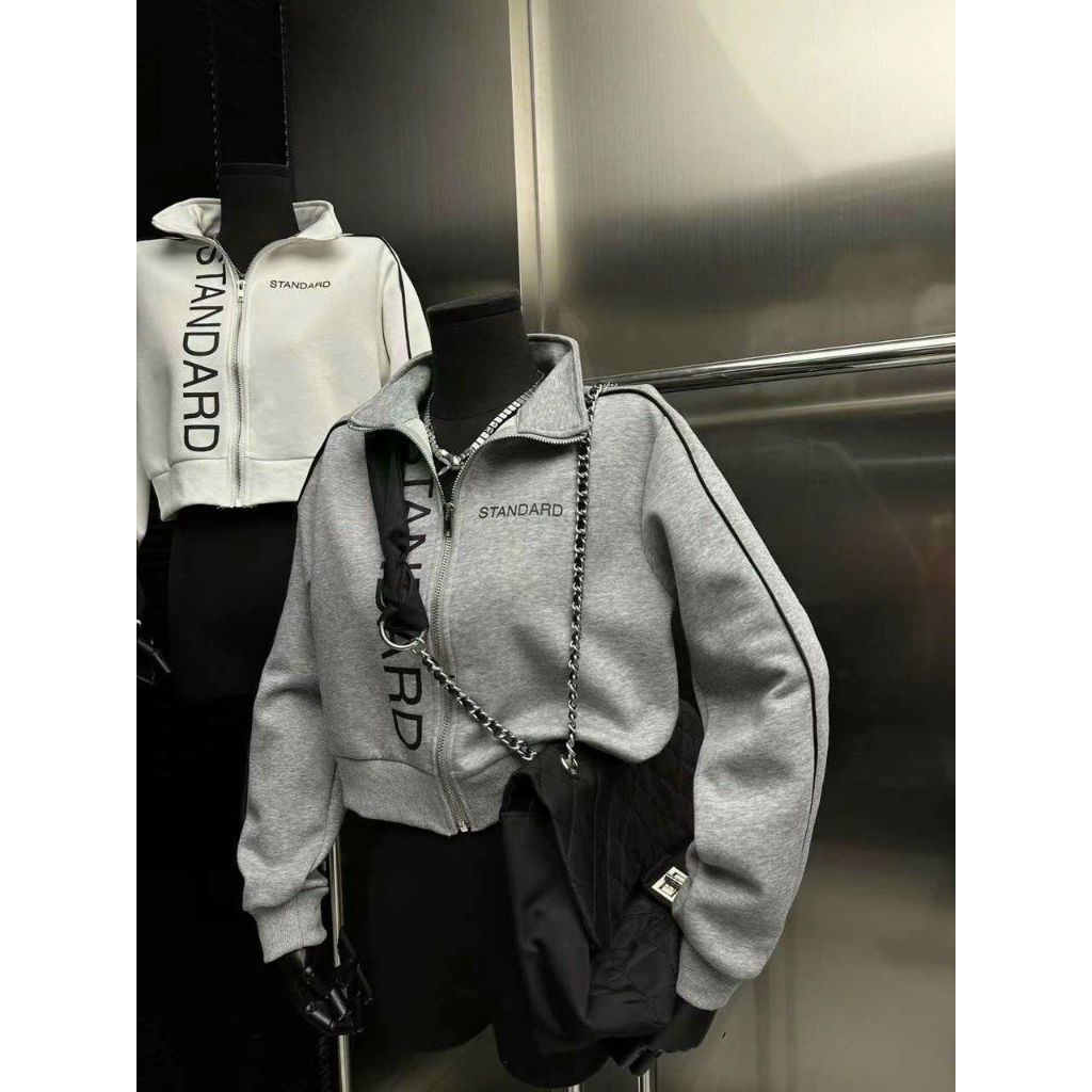 Áo khoác nỉ in chữ Standard