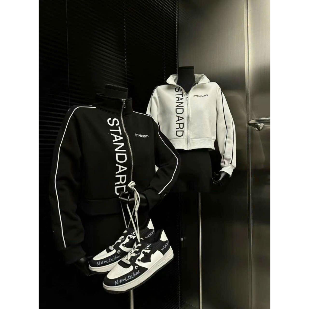 Áo khoác nỉ in chữ Standard