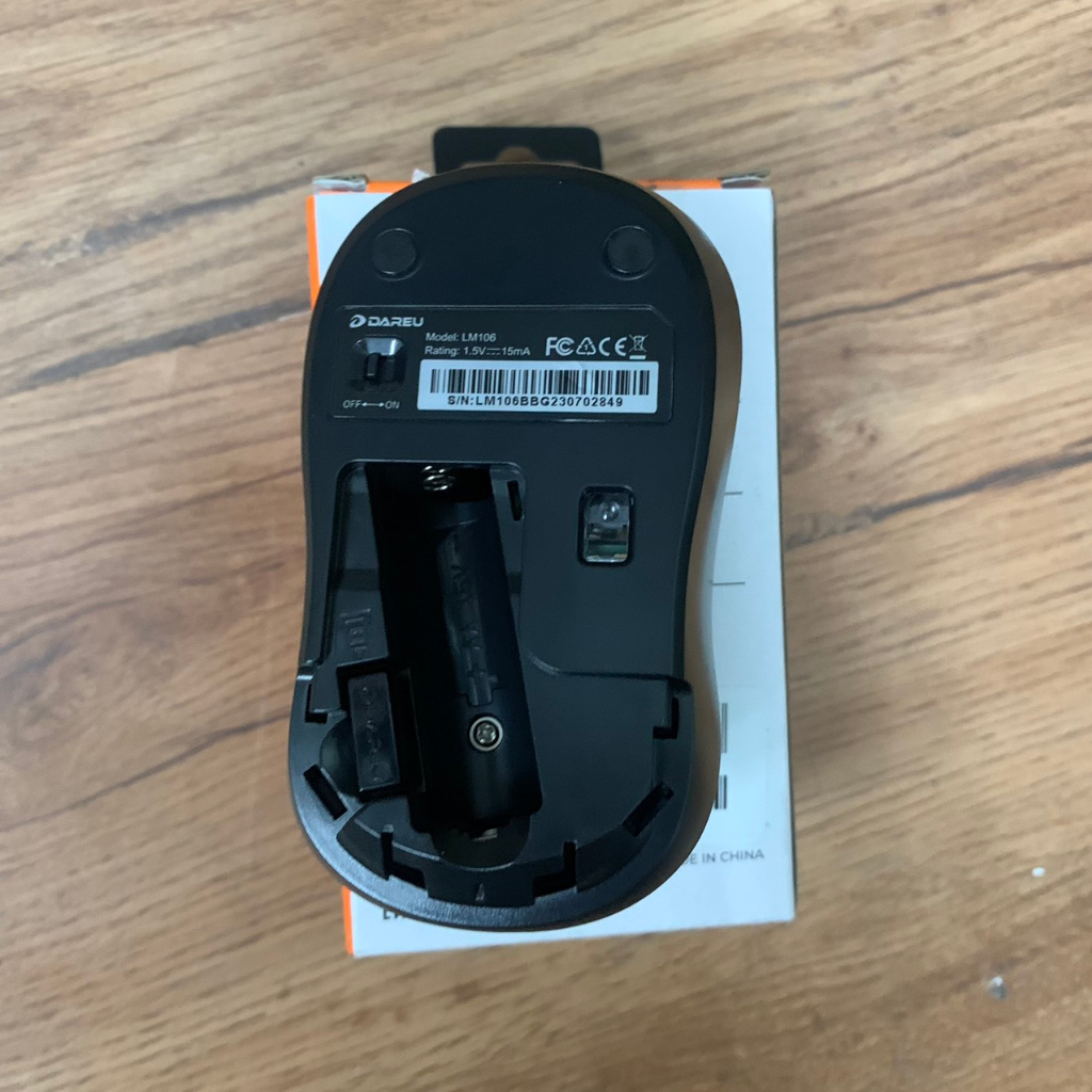 Chuột Máy Tính Không Dây DAREU LM106G