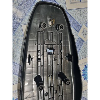 Đế nhựa yên xe SYM Elegant