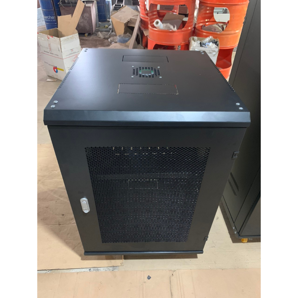 TỦ RACK 15U D800 CHO HỆ THỐNG MẠNG VÀ CAMERA