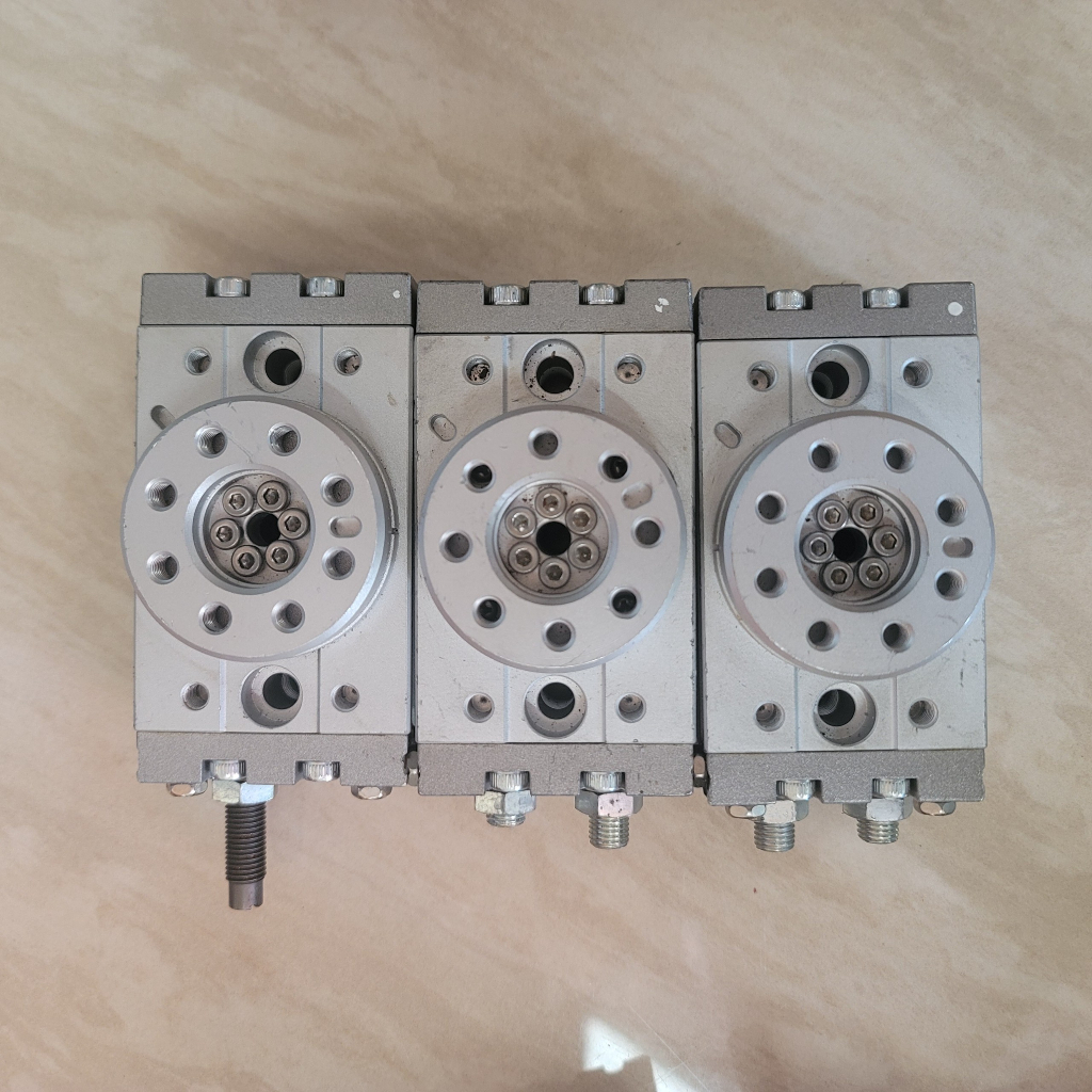Xilanh xoay SMC MSQB10 L2/R