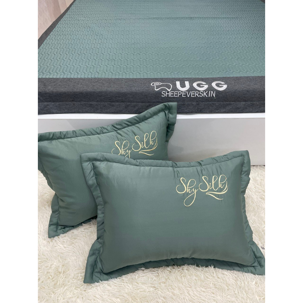 Gối ngủ kèm ruột bông hạt tinh khiết phi lụa Sky Silk mềm mại êm ái kháng khuẩn size 50x70cm