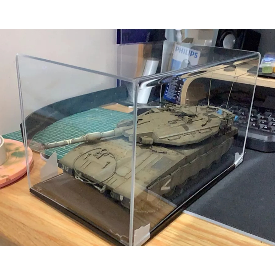 Hộp mica chống bụi trưng bày mô hình