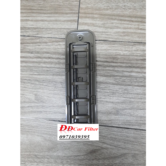 CỬA GIÓ ĐIỀU HOÀ TRẦN SAU TOYOTA FORTUNER . OEM: 63610-0K010E-0