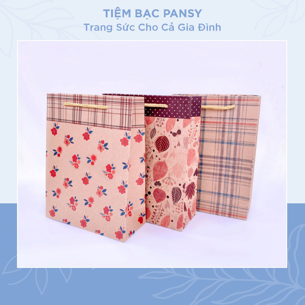 Túi giấy Kraft cao cấp PANSY - 01 chiếc túi quà xi măng có quai in hoạ tiết (giao ngẫu nhiên)
