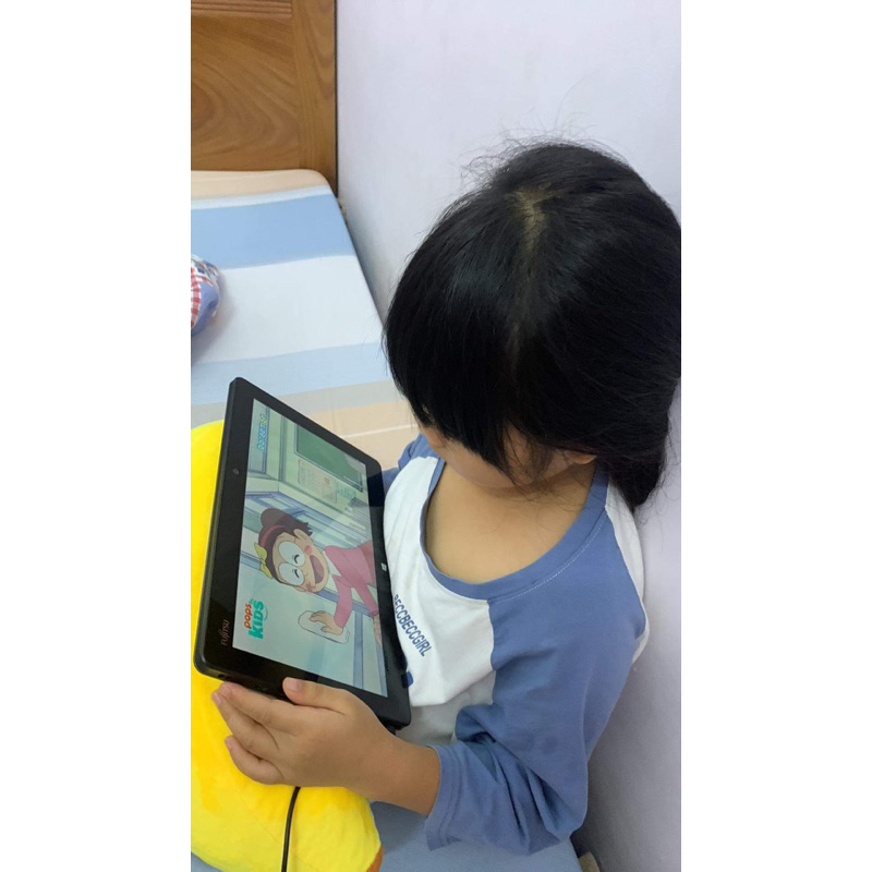 Máy tính bảng 2 in 1 NEC Nhật Bản 4GB SSD 128GB 11,6inch Windows Pro