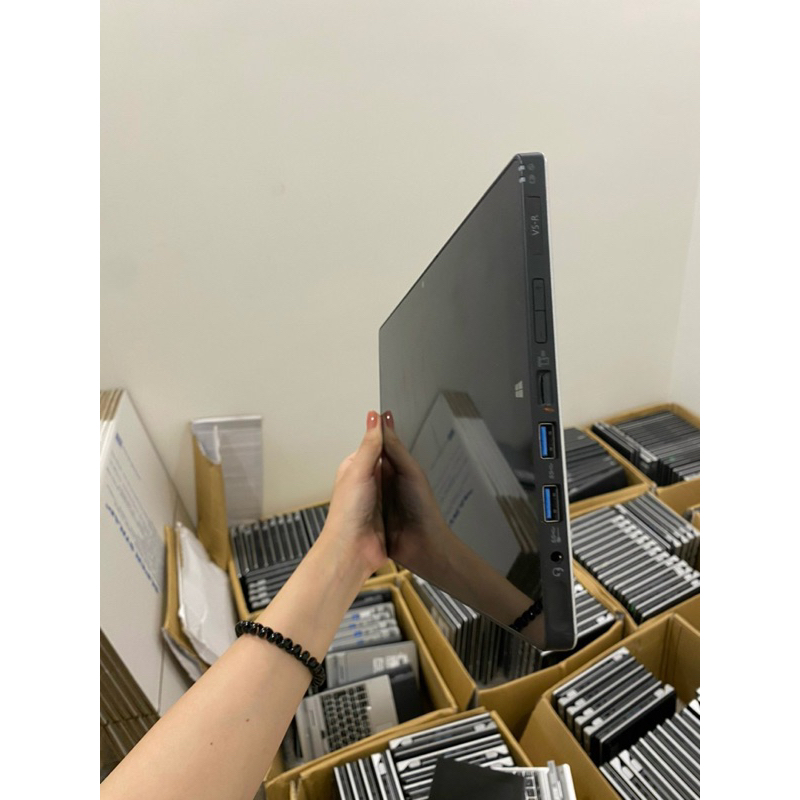 Máy tính bảng 2 in 1 NEC Nhật Bản 4GB SSD 128GB 11,6inch Windows Pro