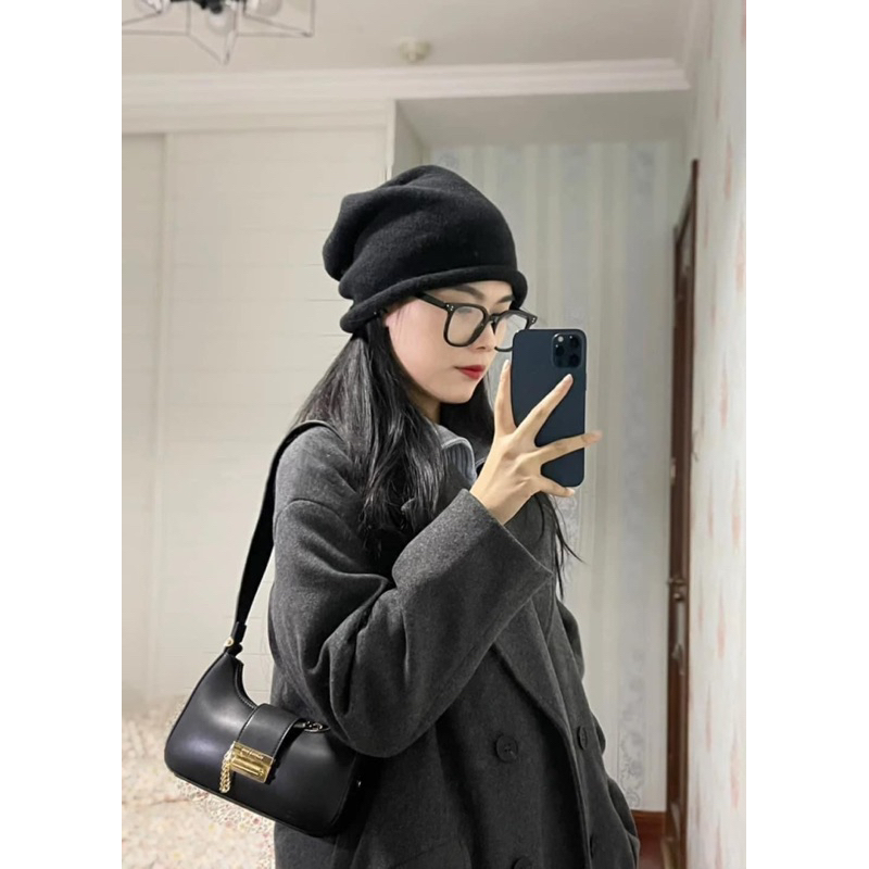 Túi kẹp nách khoá móc CK