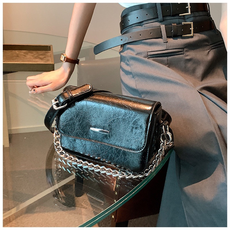 Túi đeo chéo phối dây xích cá tính 1550