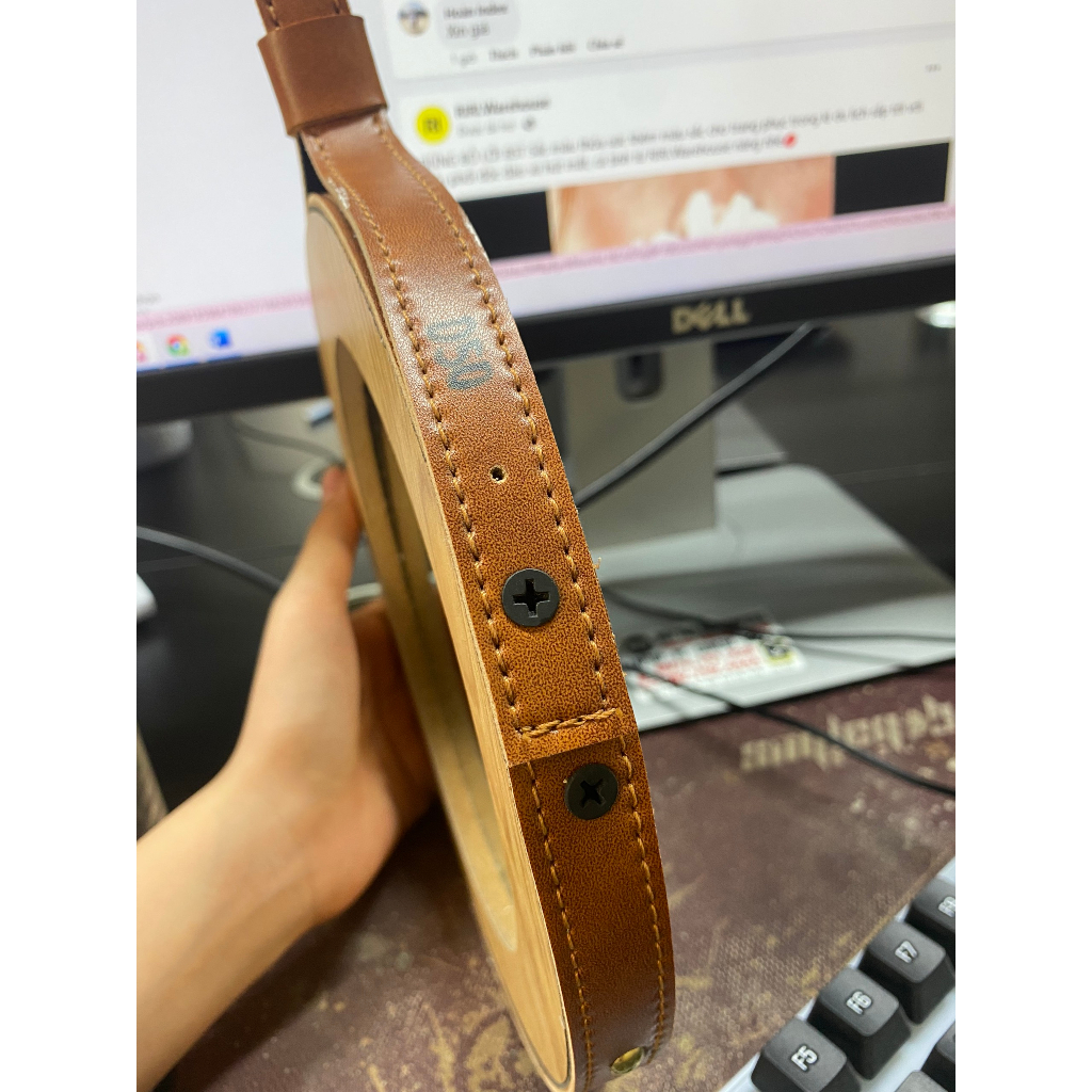GIAM GIÁ - GƯƠNG TRÒN VIỀN GỖ DÂY DA TREO TƯỜNG KÍCH THƯỚC 20CM