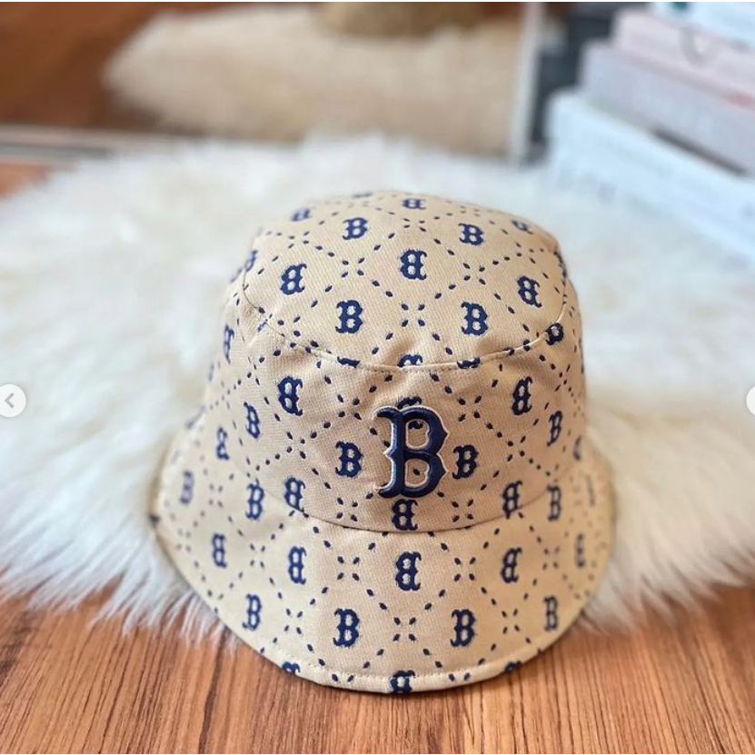 Mũ Bucket MLB Diamond Monogram Bucket Hat Boston Red Sox 3AHTM023N-43SAL Màu Be | PiuPiu Authentic
