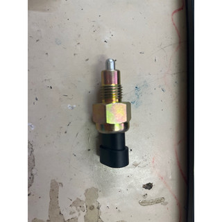 Công tắc báo đèn lùi Cherry QQ và Daewoo Matiz 1,2