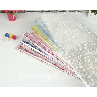 Xả hàng 50 tờ giấy kiếng gói quà