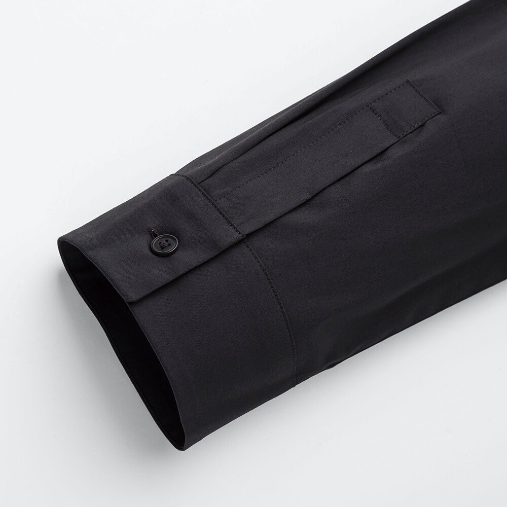 Áo sơ mi UniQ tay dài vạt bầu A3328