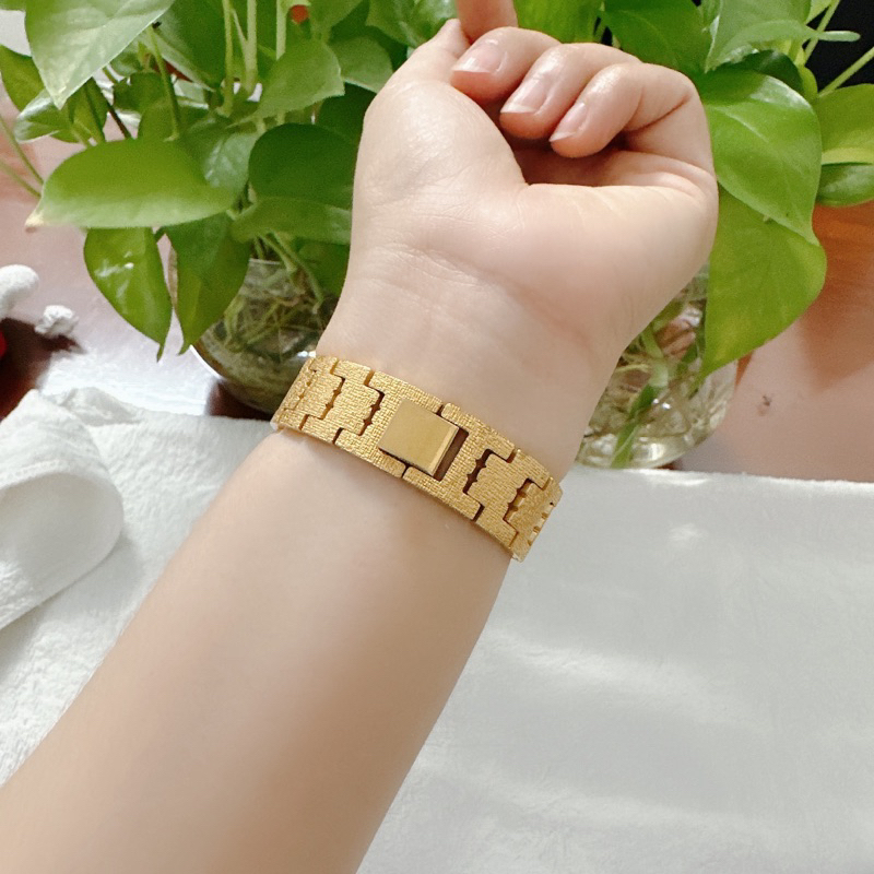 Đồng hồ nữ si nhật dáng lắc tay hiệu Bon