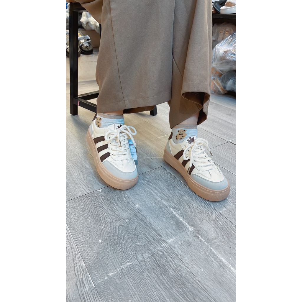 Thể thao sneaker 3 sọc kẻ kem sữa độn đế màu nâu bánh mì 4cm buộc dây Suvn