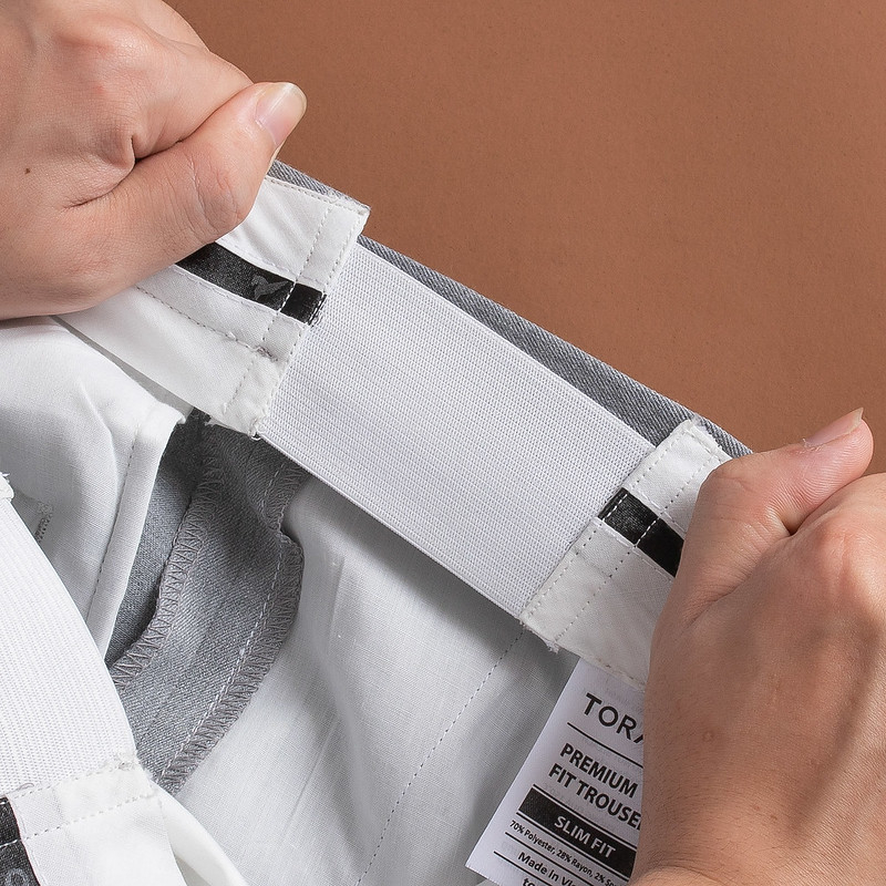 Quần âu slim-fit điều chỉnh cạp trơn thương hiệu TORANO EABT016