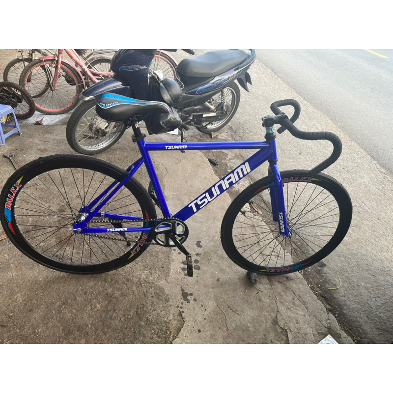 XE ĐẠP FIXED GEAR TSUNAMI NEW 100% ĐÙM THƯỜNG SÊN THƯỜNG ĐẠP NGƯỢC LÀ THẮNG