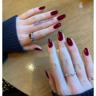 Nailbox thiết kế sơn trơn tone đỏ