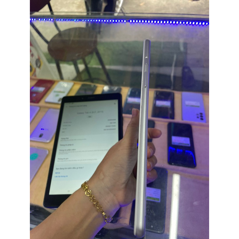 Bán máy tính bảng samsung tab A8 T295 32GB màn hình 8inch