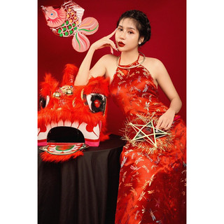 Yếm gấm đỏ chụp hình tết trung thu