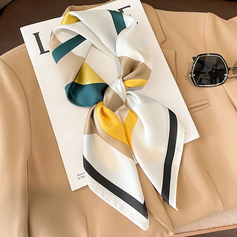 Khăn lụa vuông buộc tóc HUMI khăn bandana đa năng trùm đầu quàng cổ cá tính kích thước 70x70cm