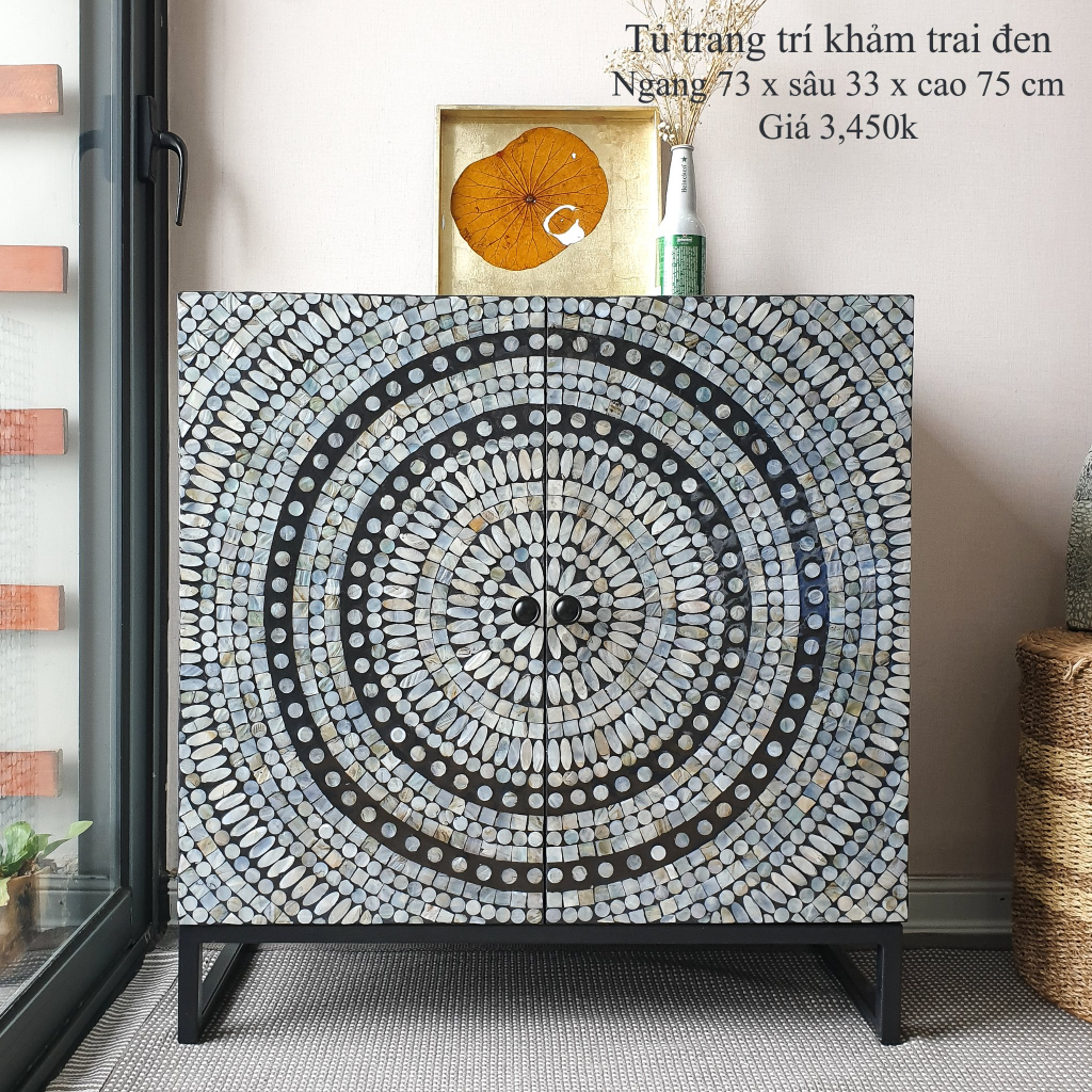 Tủ trang trí khảm trai đen