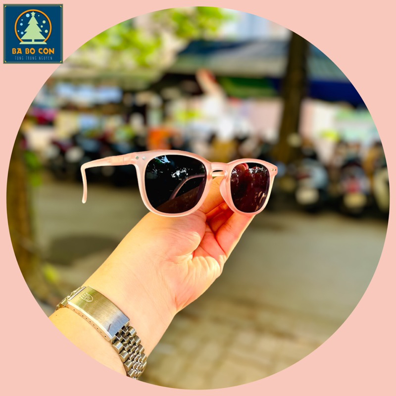 Kính râm trẻ em Shein size 3-5 tuổi gọng dẻo tuyệt đẹp, chống UV đeo cực đẹp, đầy đủ hộp da chuẩn Auth