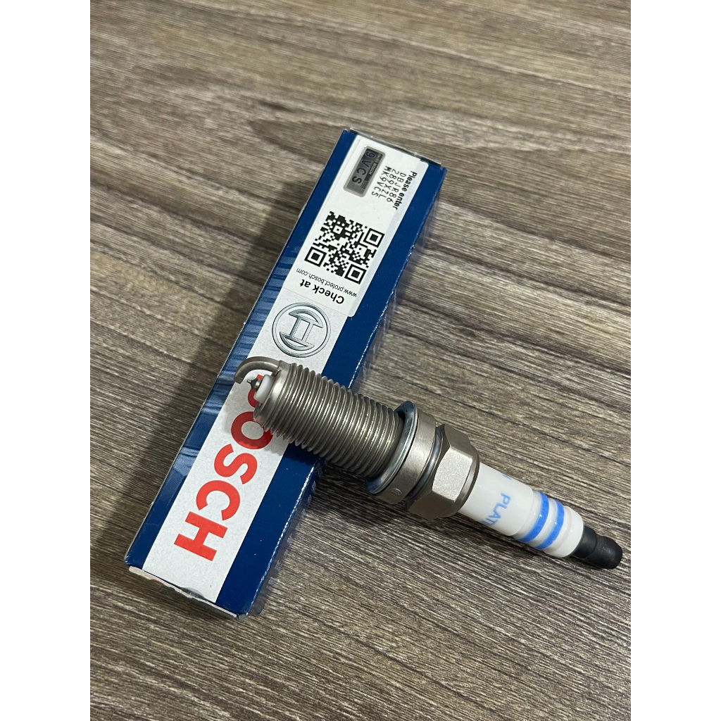 Bugi Bạch Kim Toyota Innova Bosch FR8NPP30W giác 16 chân dài