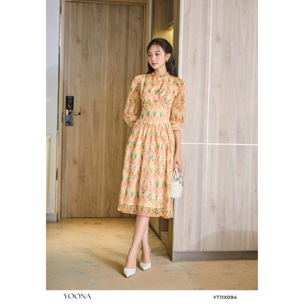 Đầm nữ dáng dài cổ tròn họa tiết hoa YOONA - YT11X094