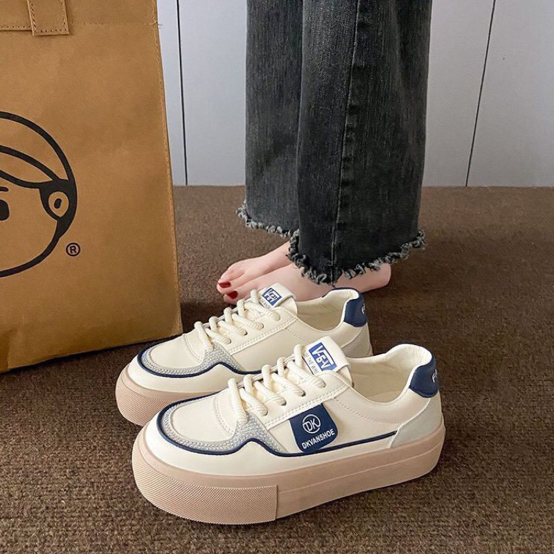 Giày thể thao DK chất da mềm mịn siêu êm chân