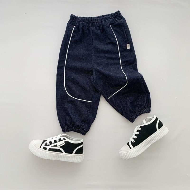 Bộ micky dài tay kèm quần bò cho bé