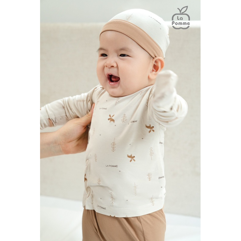 Bộ sơ sinh dài tay kẻ nâu La Pomme mềm mại cao cấp