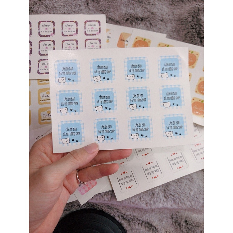 Loại cắt sẵn gỡ ra dán size 2-3cm