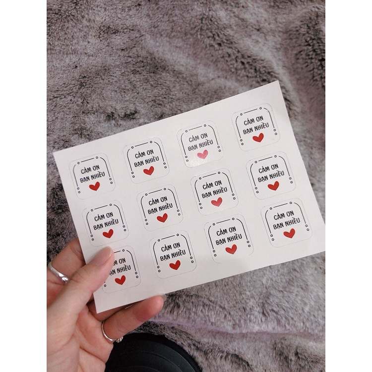 Loại cắt sẵn gỡ ra dán size 2-3cm