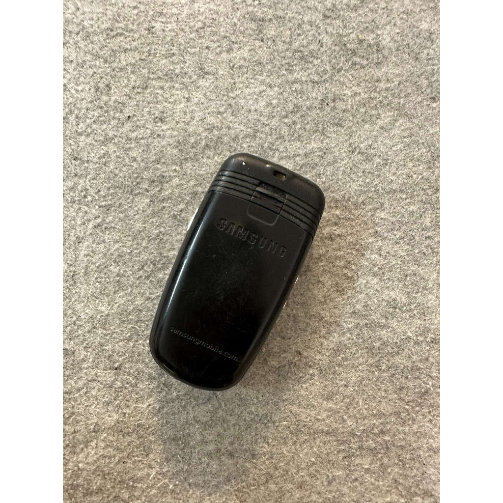 Điện thoại Samsung sgh-e730 Đen Chính hãng